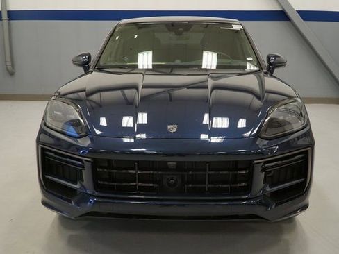 New 2026 Porsche Cayenne Turbo image 12