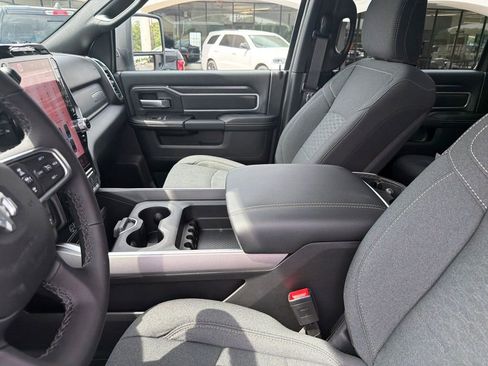 New 2026 RAM 2500 Big Horn AWD/4WD image 26