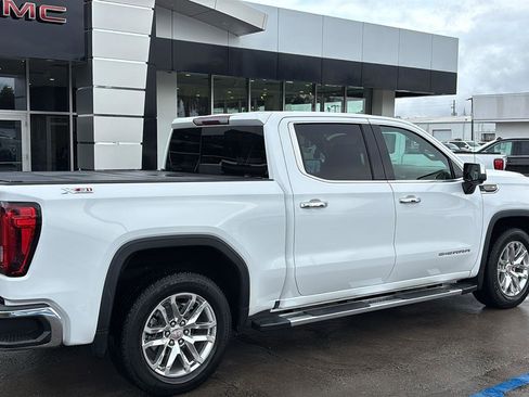 Used 2021 GMC Sierra 1500 SLT w/ SLT Premium Plus Package image 8