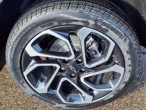 New 2026 Chevrolet Trax RS w/ Driver Confidence Package image 7