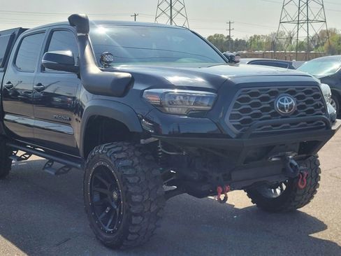 Used 2022 Toyota Tacoma TRD Off-Road image 43