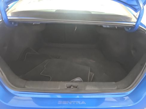 Used 2024 Nissan Sentra SV FWD image 21