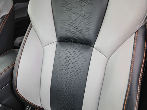 Used 2019 Subaru Crosstrek 2.0i Limited w/ Moonroof Package w/Navigation AWD/4WD image 24