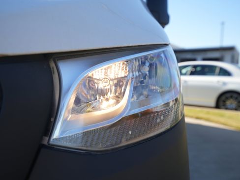 New 2025 Mercedes-Benz Sprinter 2500 image 11