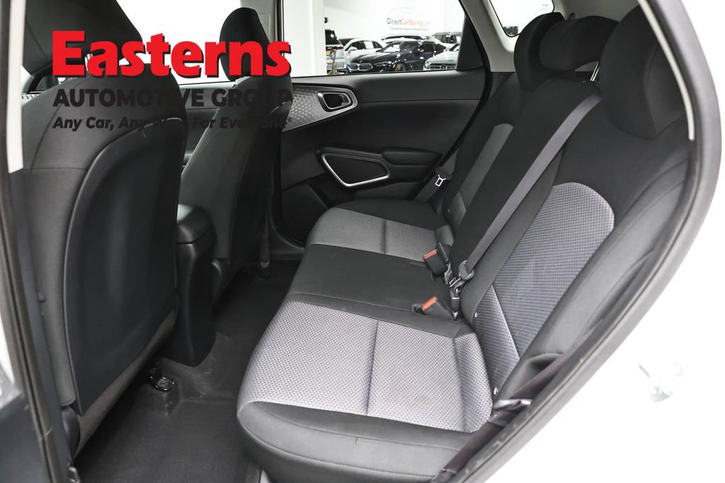 Used 2024 Kia Soul LX w/ Option Group 015 FWD image 22