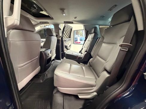 Used 2020 Chevrolet Tahoe LT w/ Luxury Package AWD/4WD image 57