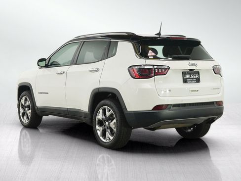 Used 2018 Jeep Compass Limited w/ Safe & Security Group AWD/4WD image 3