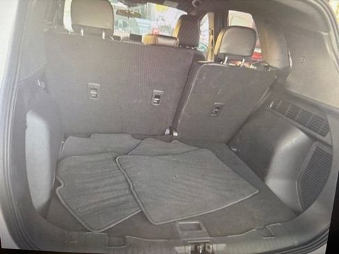Used 2024 Ford Escape ST-Line w/ Tech Pack #1 FWD image 6