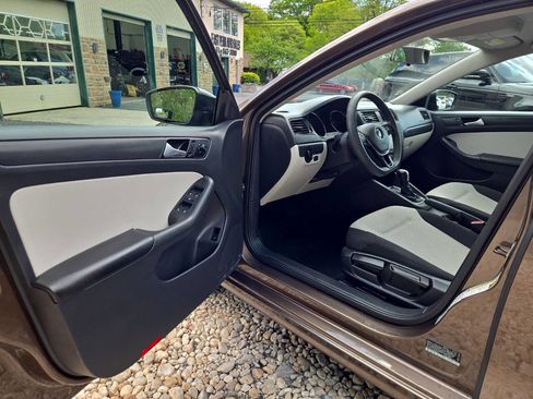 Used 2015 Volkswagen Jetta S w/ Welcome Package FWD image 15