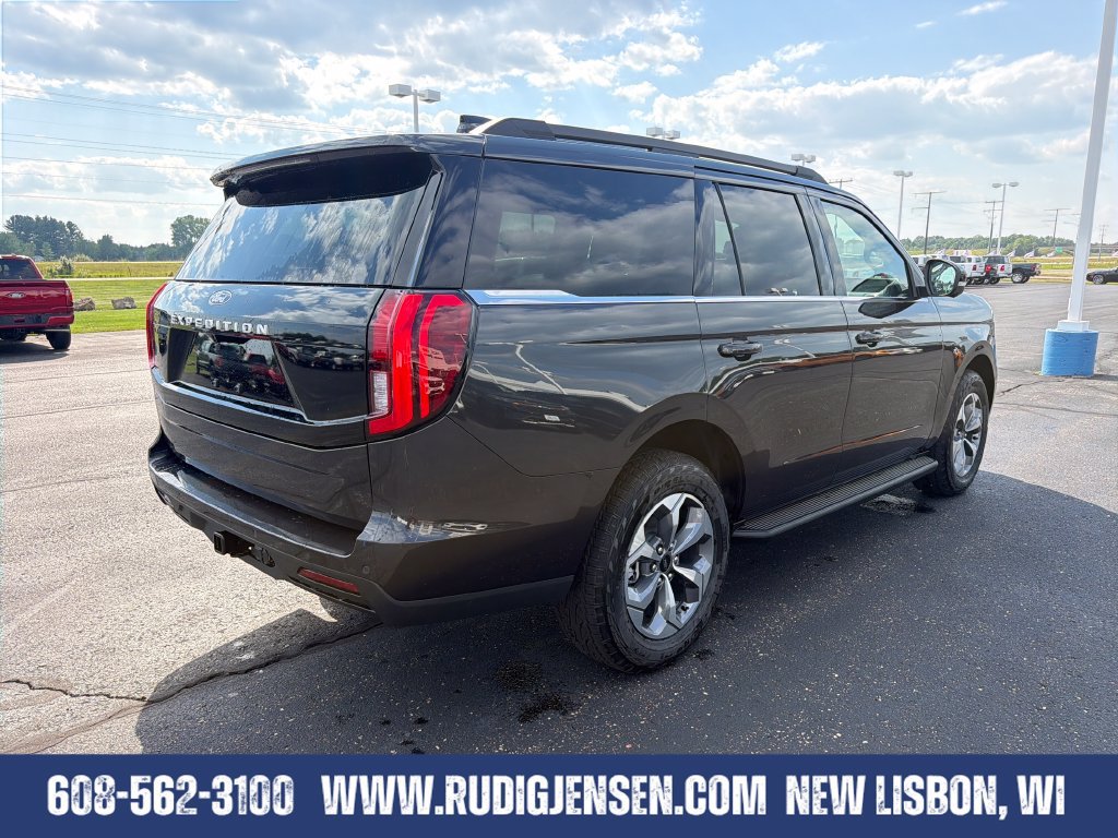 New 2027 Ford Expedition Active AWD/4WD image 5
