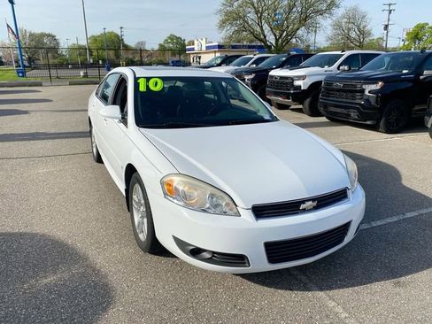 Used 2010 Chevrolet Impala LT w/ Luxury Edition Package FWD image 1