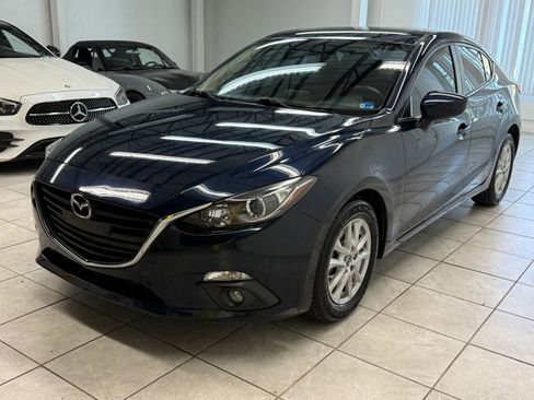 Used 2016 MAZDA MAZDA3 i Touring w/ Popular Equipment Package image 3