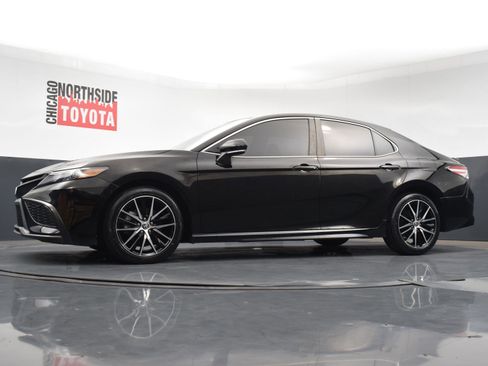 Used 2023 Toyota Camry SE image 24