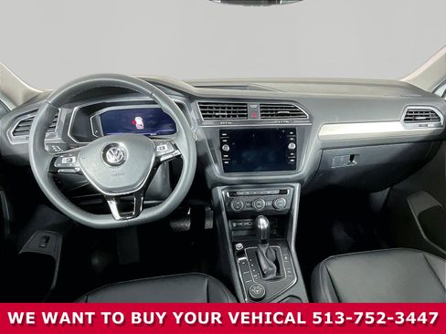 Used 2020 Volkswagen Tiguan SEL AWD/4WD image 7