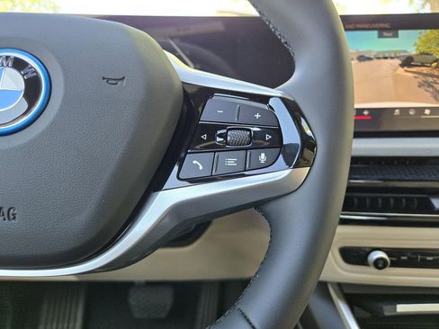 New 2026 BMW i4 xDrive40i w/ Premium Package AWD/4WD image 32