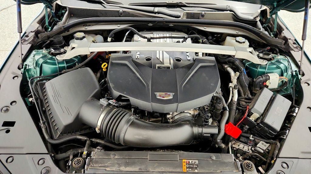 Used 2025 Cadillac CT5 V Blackwing w/ Parking Package RWD image 26