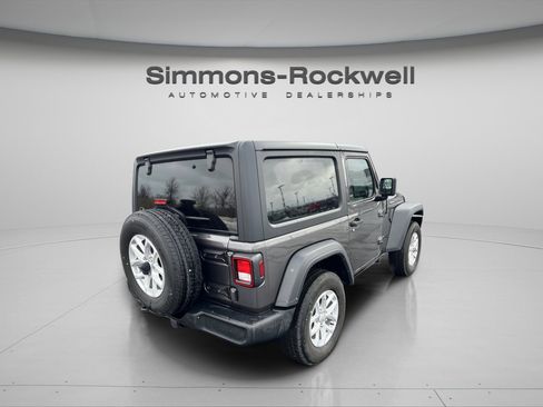 Used 2023 Jeep Wrangler Sport S image 7