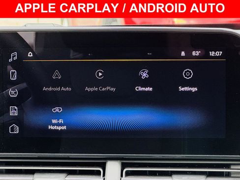 Used 2025 Chevrolet Trax LT w/ LT Convenience Package image 4