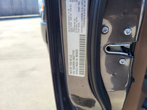 Used 2022 RAM 2500 Limited image 27