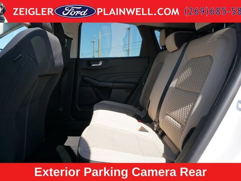 Used 2021 Ford Escape SE FWD image 10