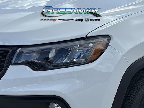 New 2026 Jeep Compass Latitude image 6