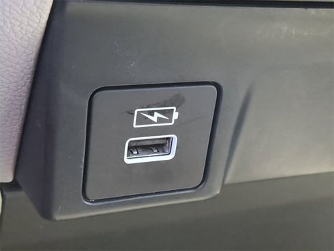 Used 2024 Honda Odyssey EX-L image 21