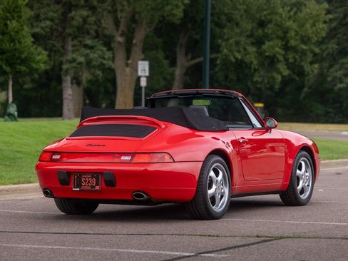 Used 1995 Porsche 911 Carrera RWD image 54