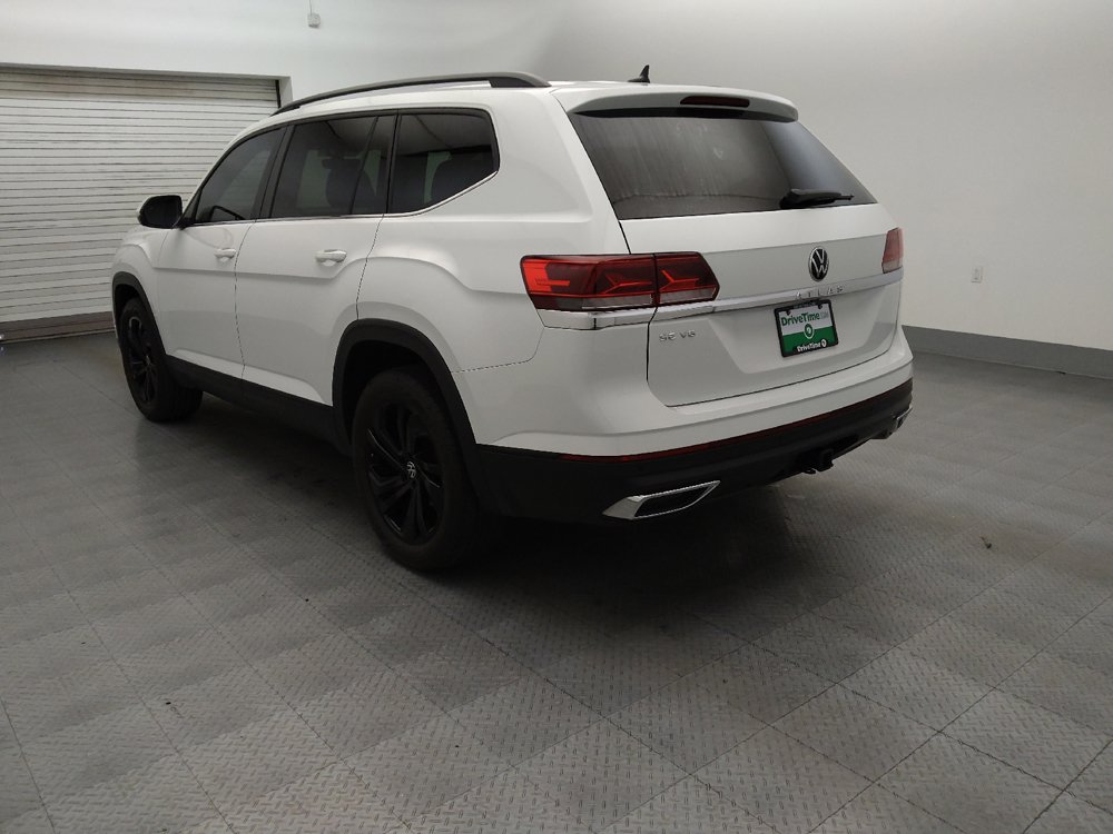 Used 2023 Volkswagen Atlas SE w/ Black Wheel Package FWD image 5
