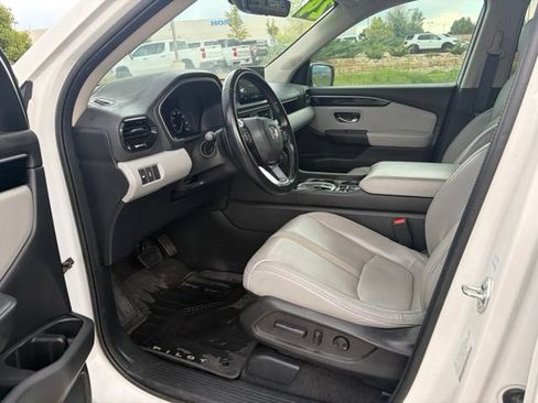 Used 2024 Honda Pilot EX-L image 17