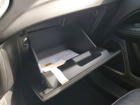 Used 2021 Jeep Compass Latitude w/ Driver Assistance Group image 29