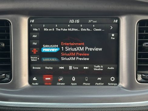 Used 2022 Dodge Charger R/T w/ Blacktop Package image 5