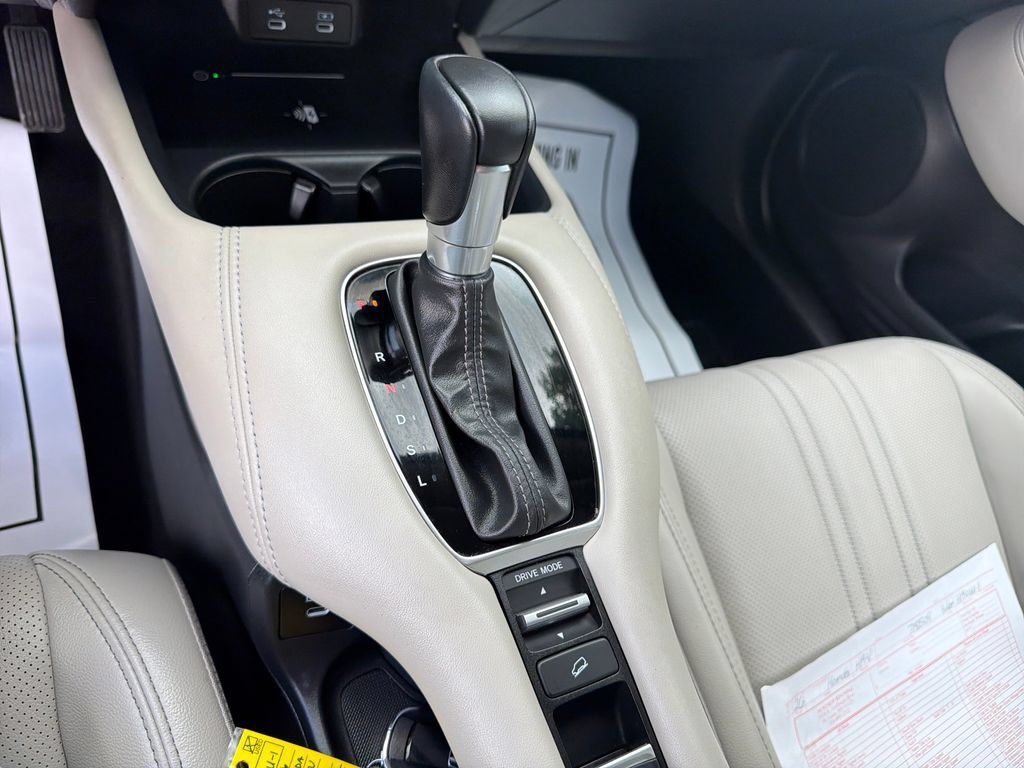 Used 2026 Honda HR-V EX-L image 21