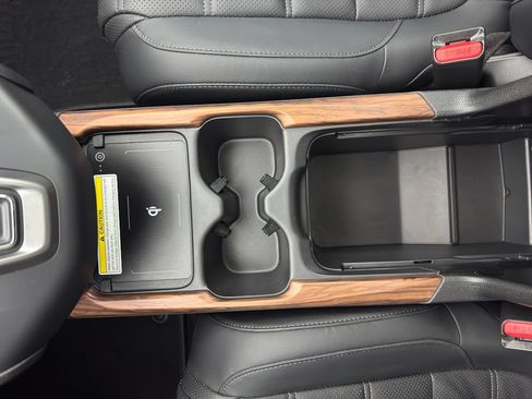 Used 2022 Honda CR-V Touring image 31