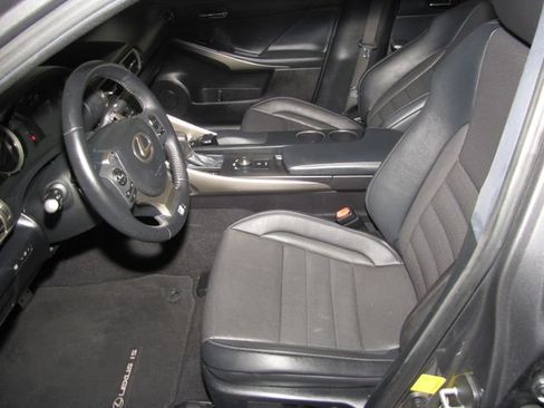 Used 2015 Lexus IS 250 w/ F-Sport Package RWD image 10