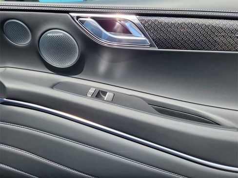 New 2026 Genesis GV80 3.5T e-SC image 14