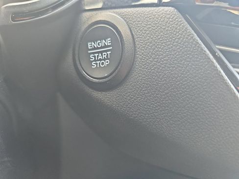 Used 2025 Ford Escape ST-Line FWD image 27