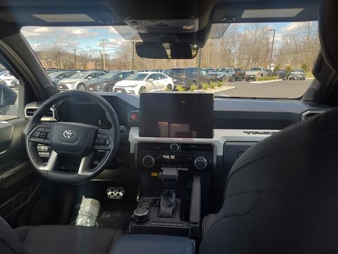 Certified 2024 Toyota Tacoma TRD Sport w/ TRD Sport Upgrade Package image 18