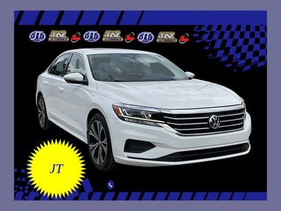 Used 2022 Volkswagen Passat 2.0T SE