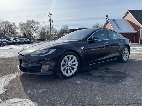 Used 2016 Tesla Model S 75D image 10