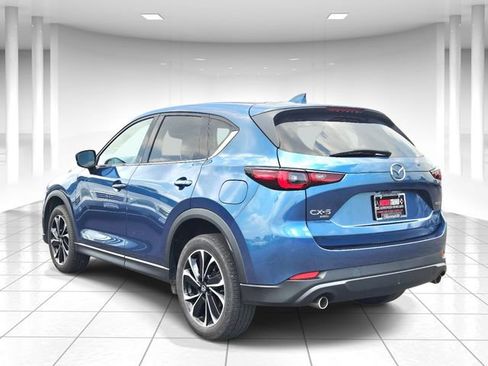 Used 2022 MAZDA CX-5 AWD 2.5 S w/ Premium Package image 3