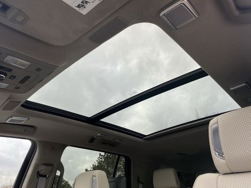 Used 2024 Cadillac Escalade Sport Platinum w/ Heavy-Duty Trailer Package image 91