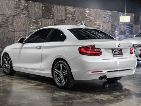 Used 2017 BMW 230i Coupe image 9