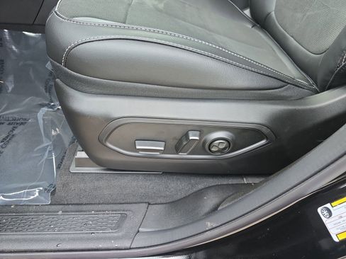 New 2026 Jeep Grand Cherokee L 4WD image 30