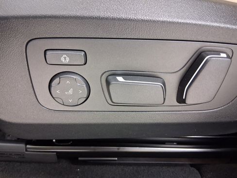 New 2026 BMW X3 xDrive30 w/ Convenience Package image 13