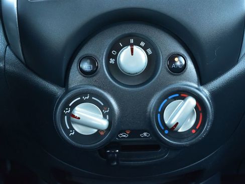 Used 2014 Nissan Versa Note SV w/ Sport Value Package image 29