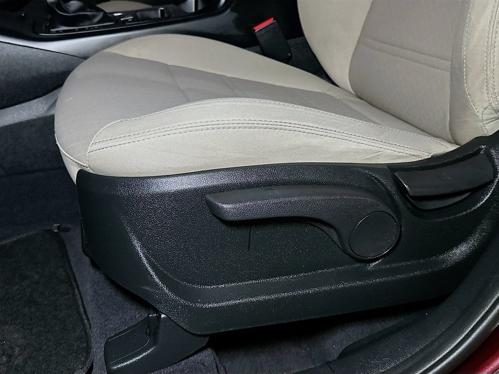 Used 2020 Kia Sorento LX AWD/4WD image 16