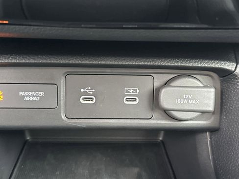 Used 2025 Honda Civic Sport image 26