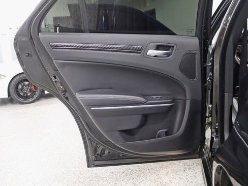 Used 2022 Chrysler 300 S w/ Comfort Group RWD image 35