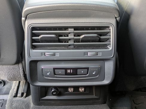 Used 2020 Audi Q7 3.0T Premium w/ Convenience Package image 24