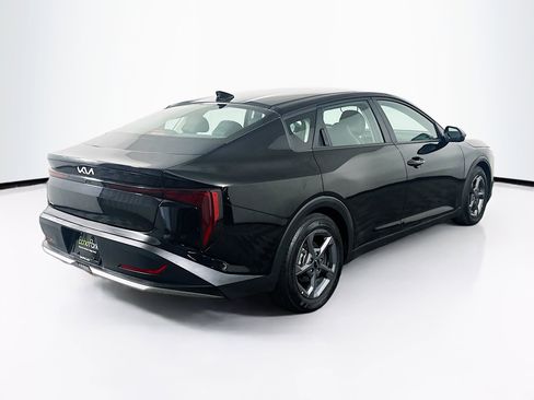 Used 2025 Kia K4 LXS image 9